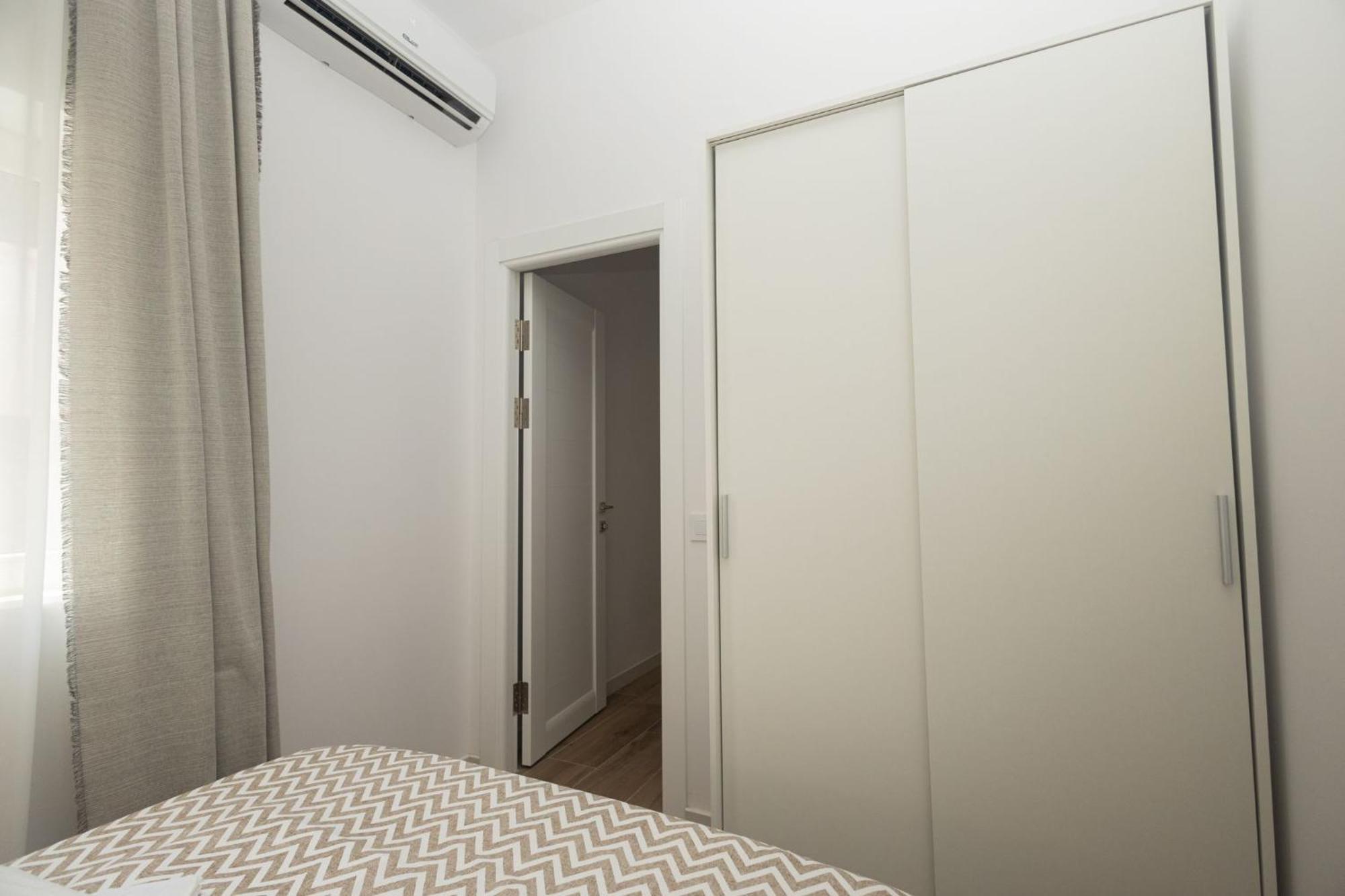 Ra Apartamentos Sevilla Alicante Exteriör bild
